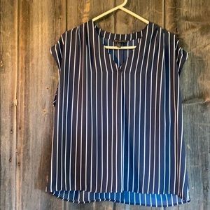 Banana Republic sleeveless blouse